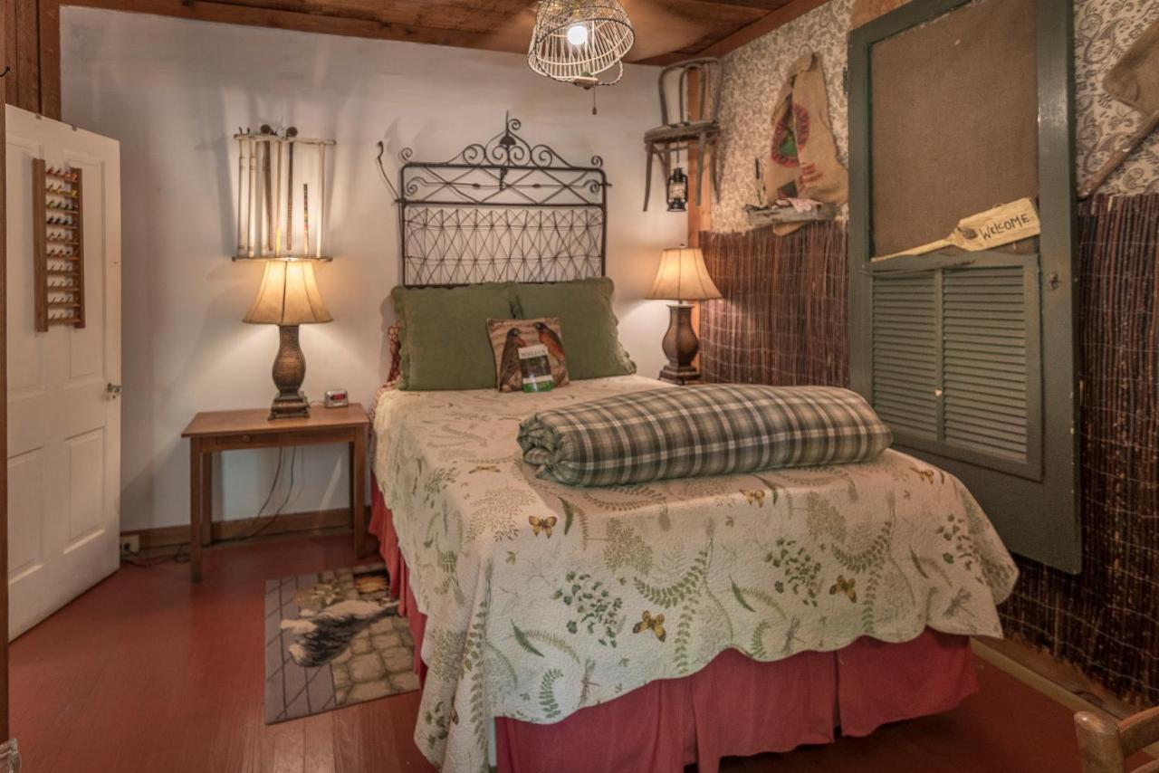 Country Woods Inn Glen Rose Eksteriør billede