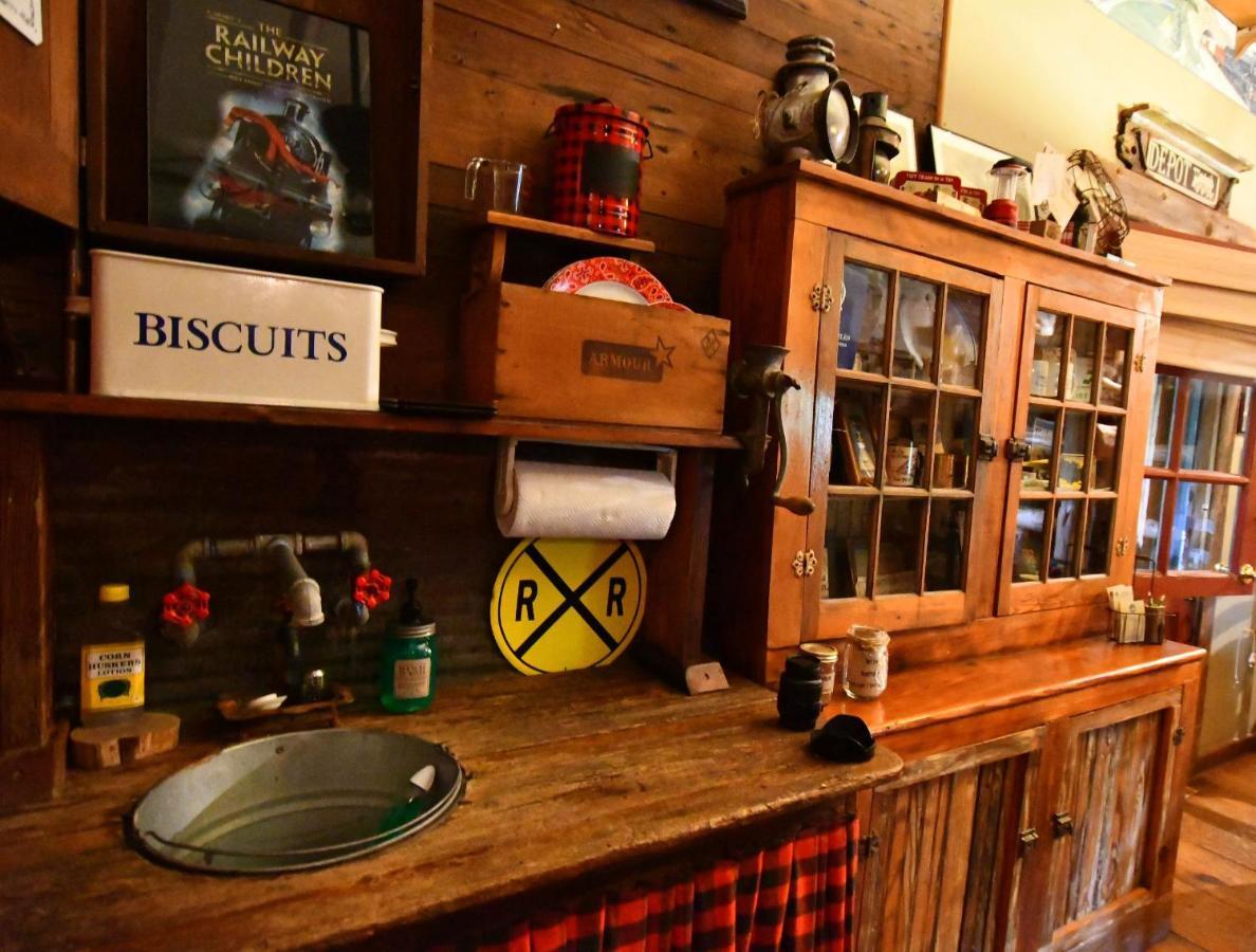 Country Woods Inn Glen Rose Eksteriør billede